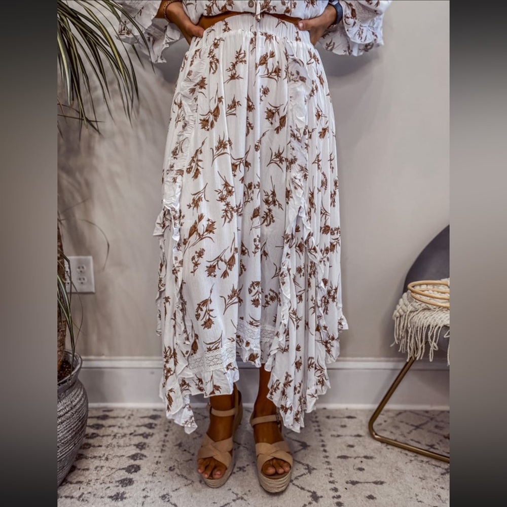 COPY - Ivory Floral Ruffle Hem Maxi Skirt